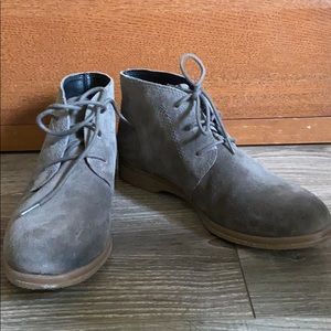 LIKE NEW FRANCO SARTO SUEDE BOOTIES
